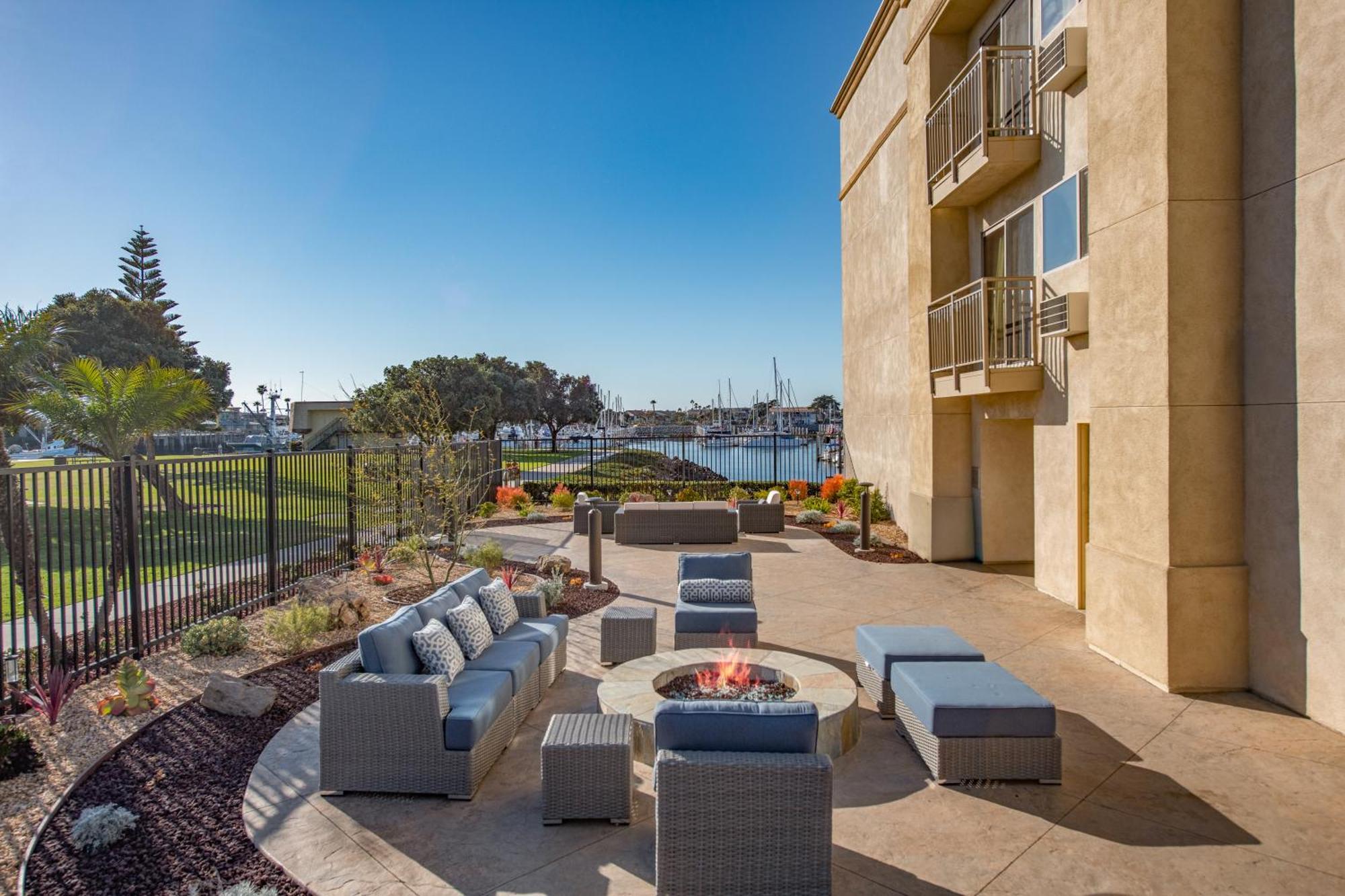 Hampton Inn Channel Islands Harbor Oxnard Extérieur photo