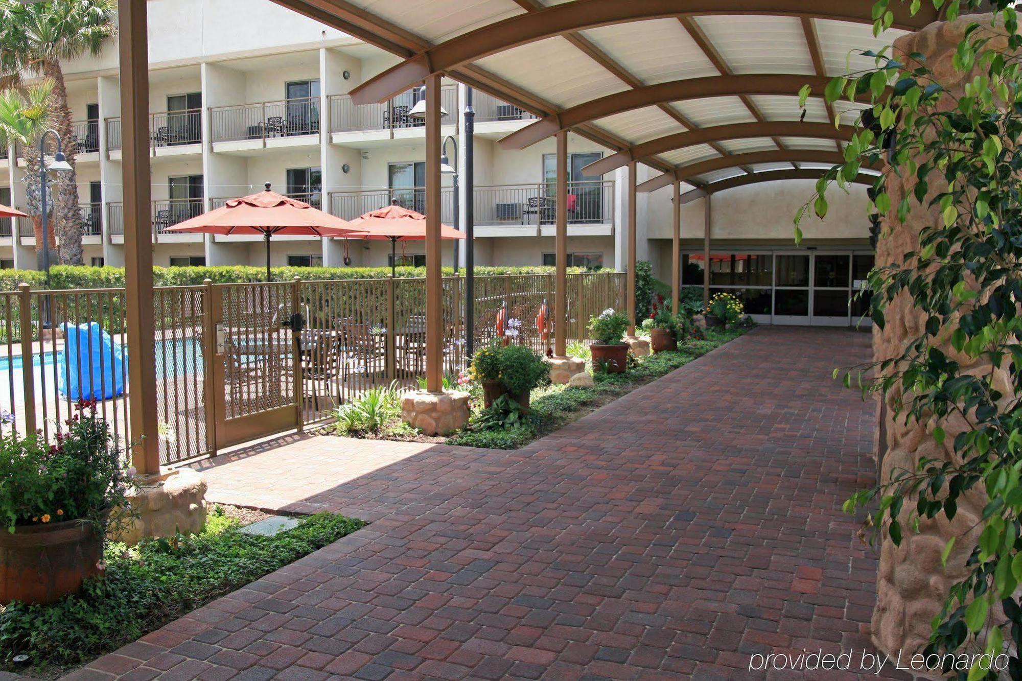 Hampton Inn Channel Islands Harbor Oxnard Extérieur photo